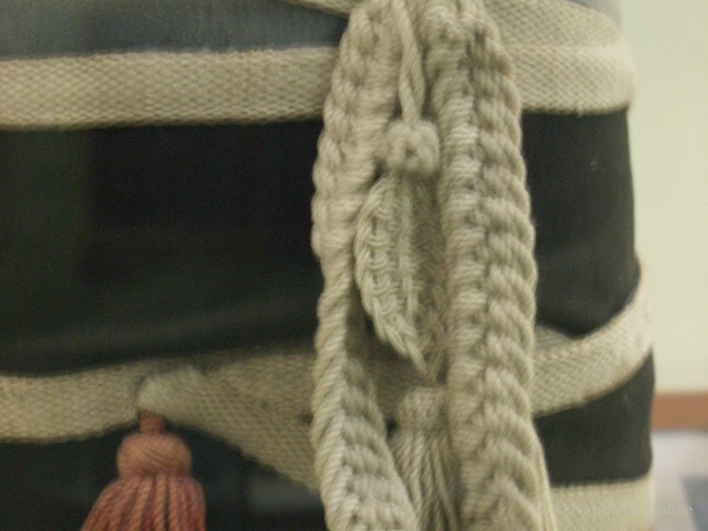 Husaren - Flügelmütze bis 1810 (Detailansicht seitlich)